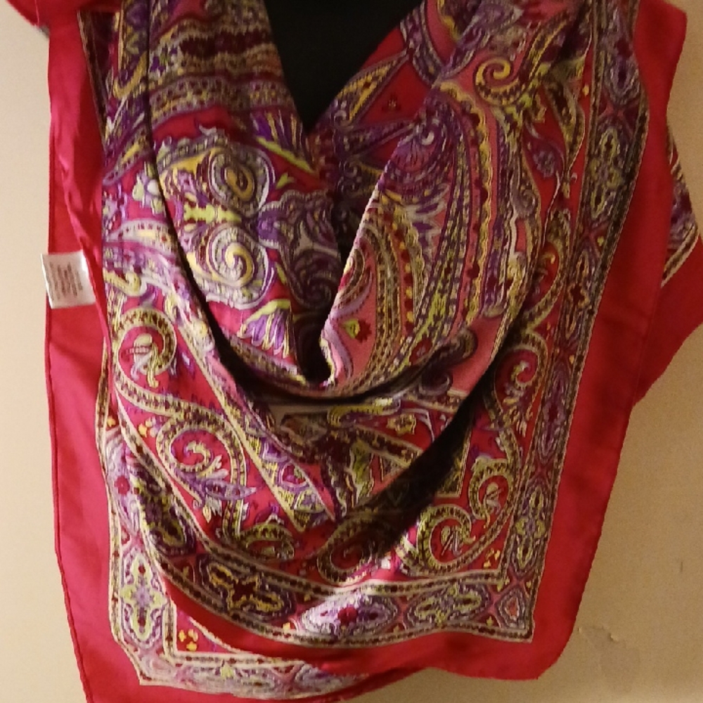 Pasley Print Scraft Color Pink & light green